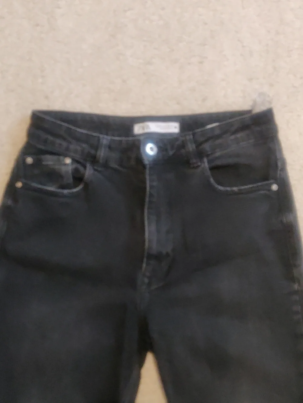 Zara Vintage Women's Straight Jeans in Black Wash